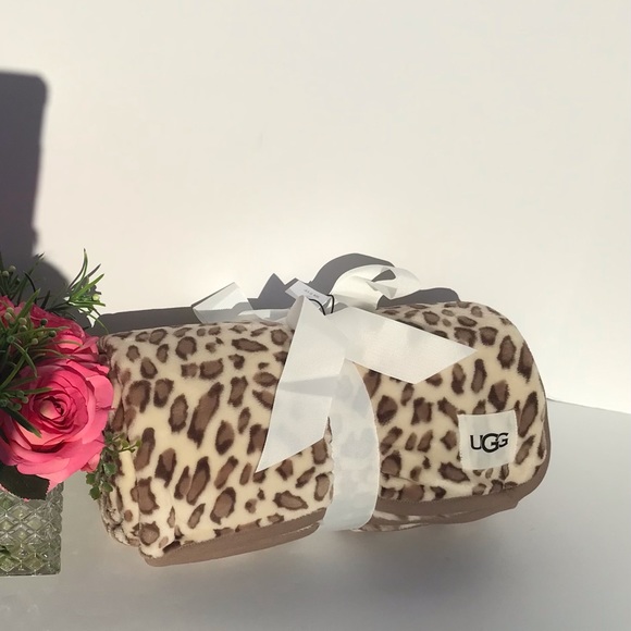 UGG Bedding Ugg Duffield Throw Poshmark